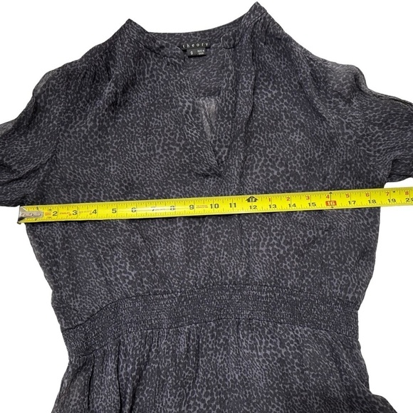 Theory Leopard Print Sheer Long Sleeve Silk Blouse Black and Gray Size Small - Picture 6 of 7